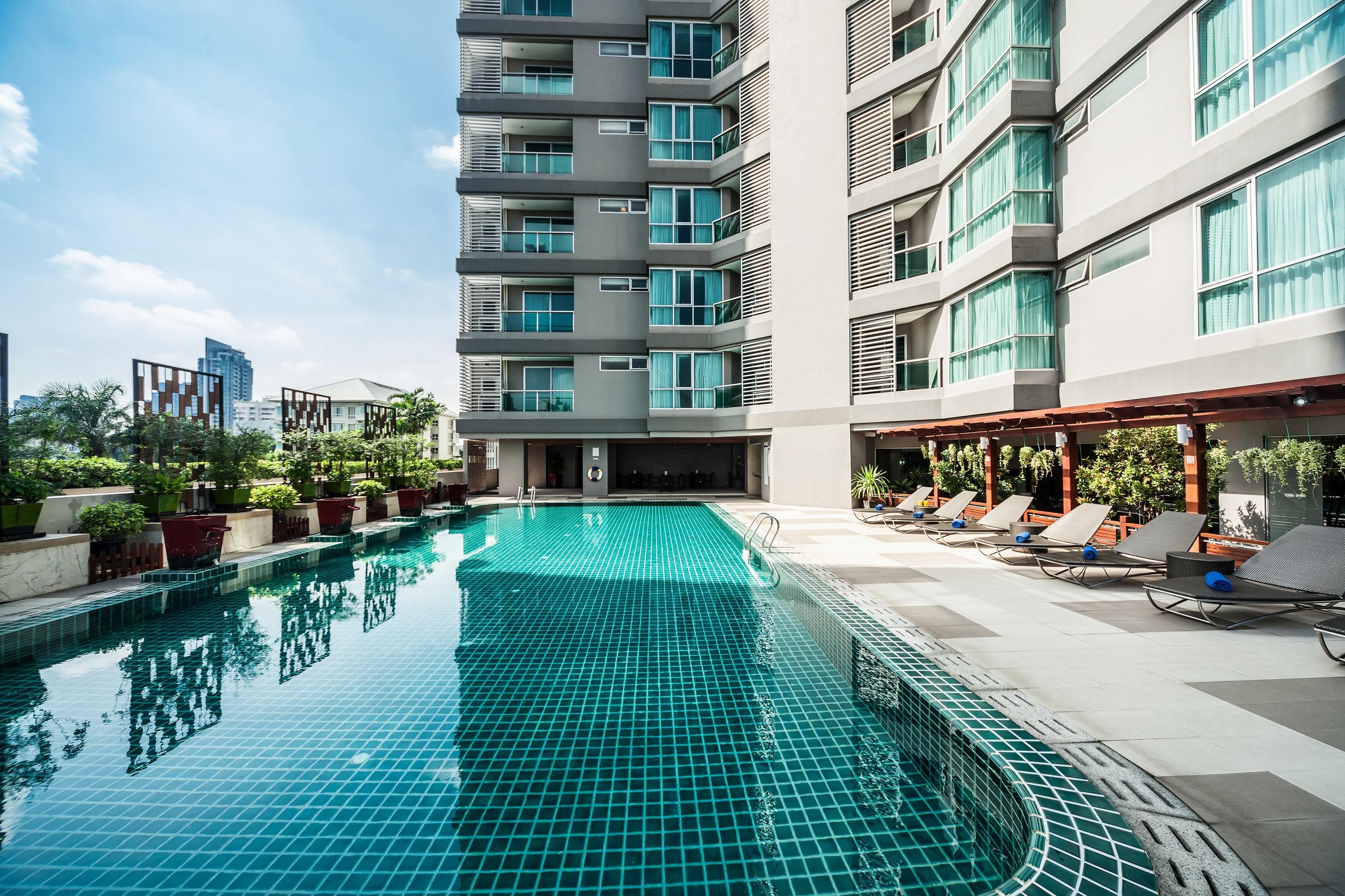 Adelphi Grande Sukhumvit Hotel Bangkok Bagian luar foto